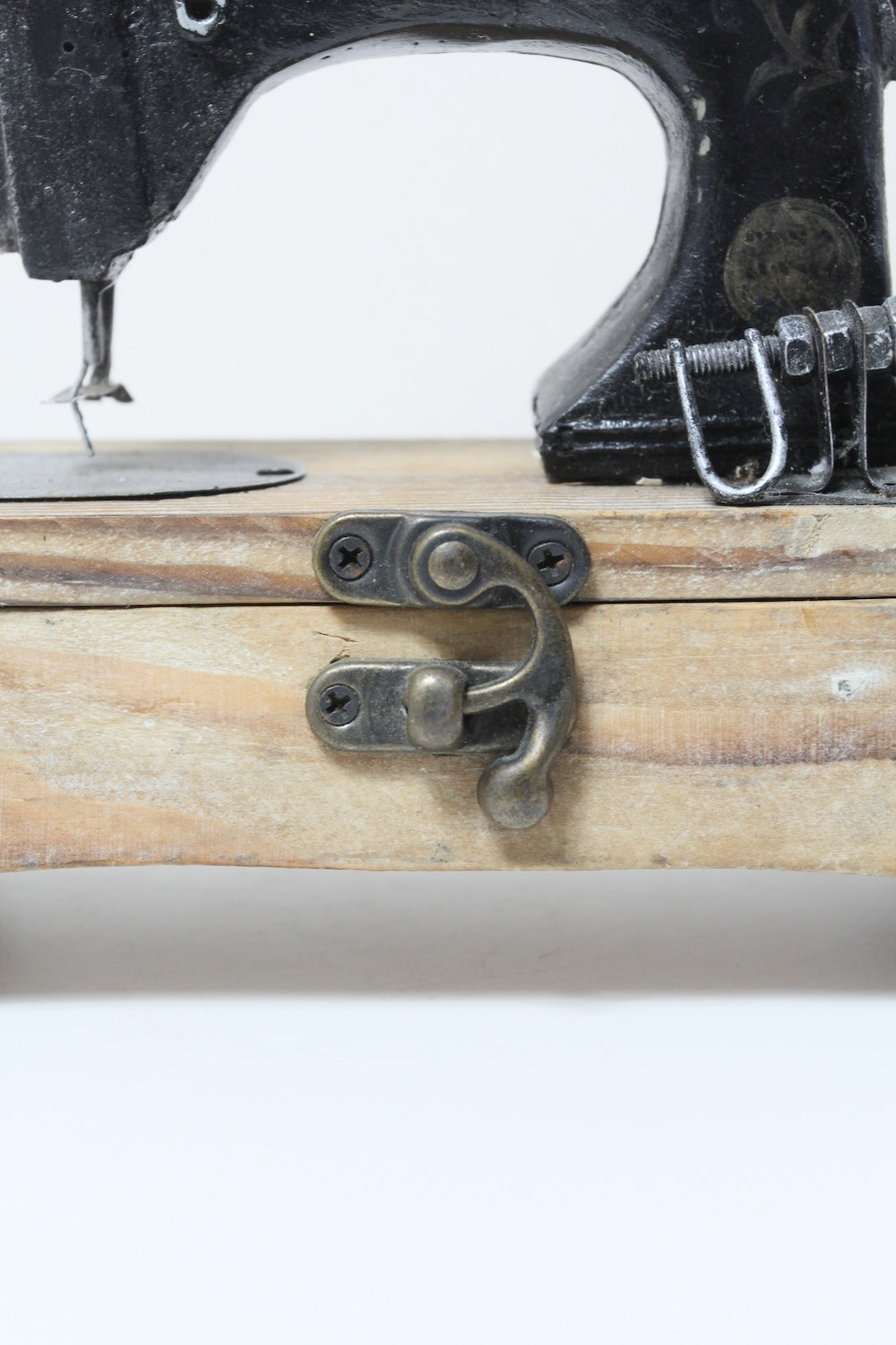 Sewing Machine Object