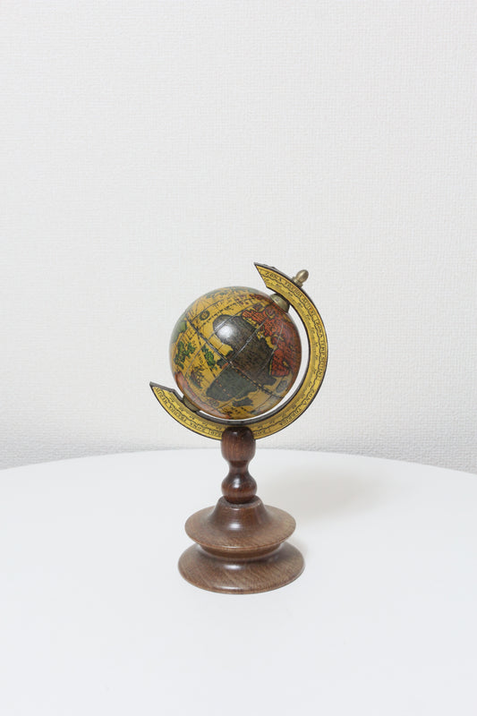 Globe Object