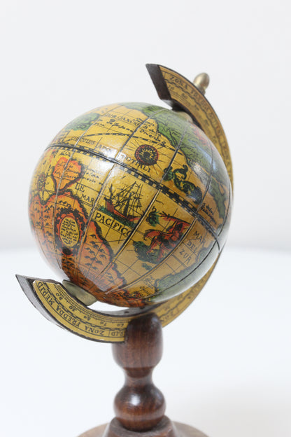 Globe Object