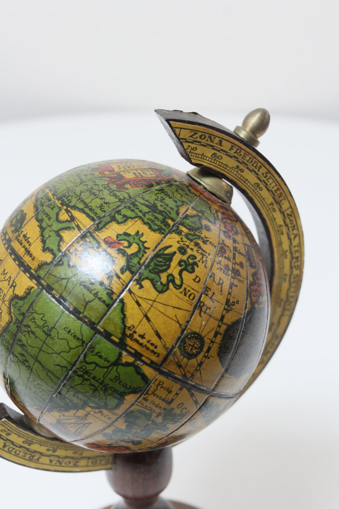 Globe Object