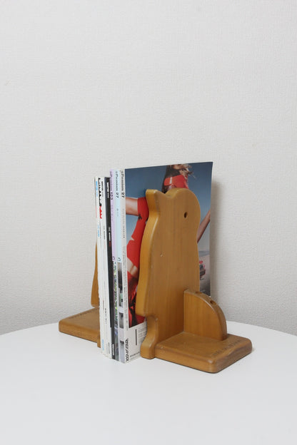 Penguin Motif Book End