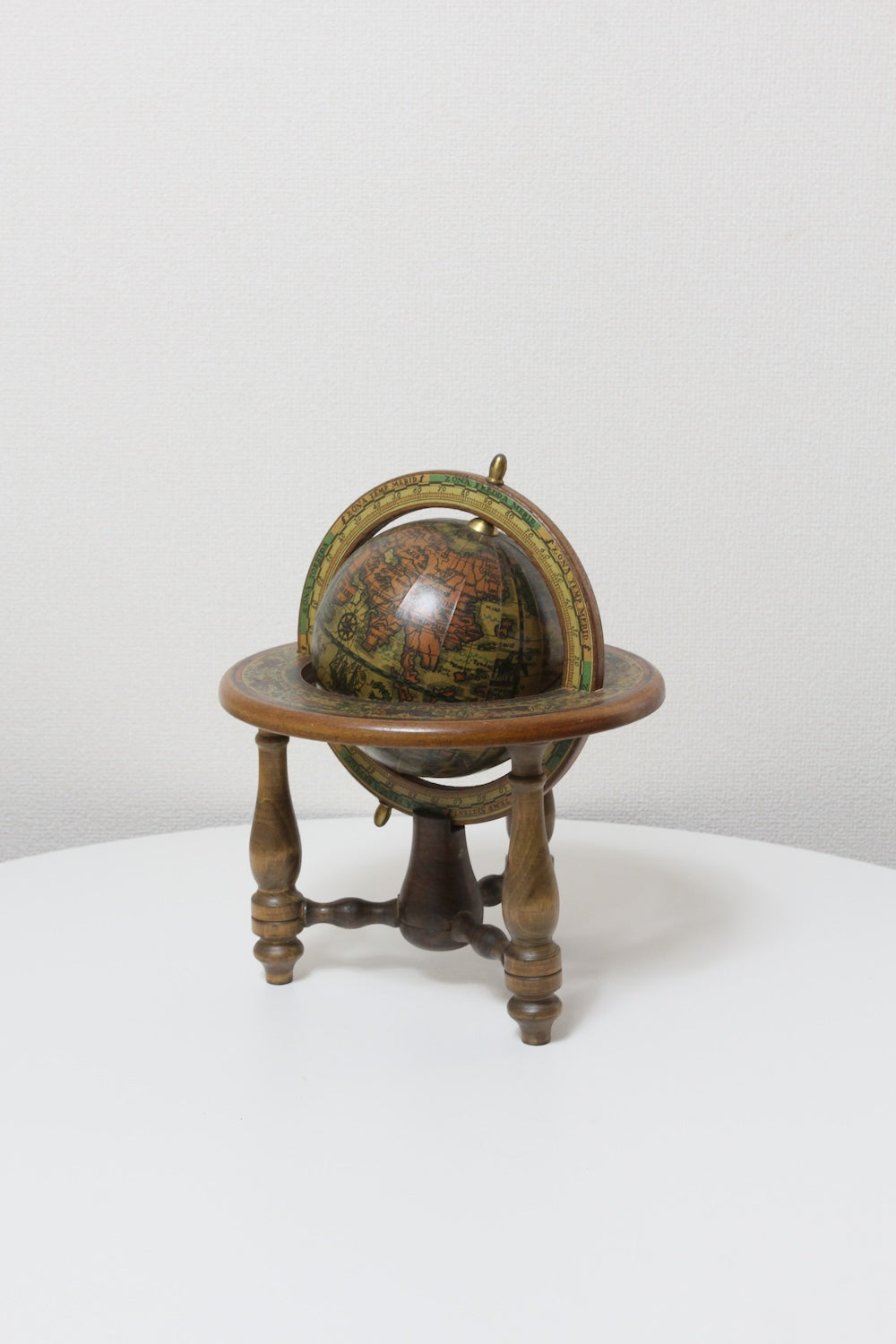 Globe Object