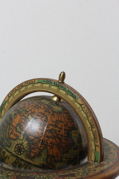 Globe Object