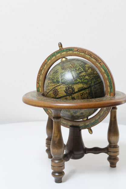 Globe Object